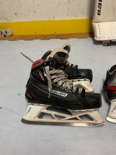 2017 Bauer Vapor X900 Hockey Goalie Skates 7 (Used)
