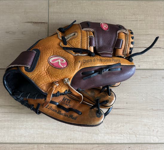 Rawlings RH Softball Glove 12.5" (Used)