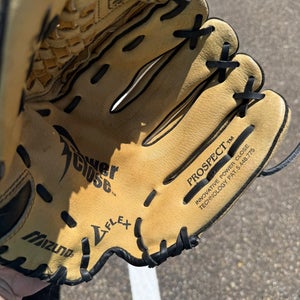 Mizuno Prospect Power Close RH Baseball Glove 11.5" (Used)