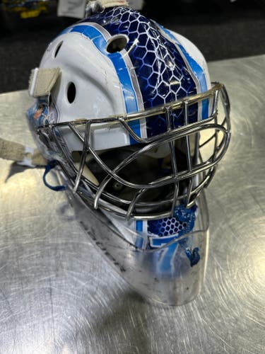 Junior 2020 Bauer 940 Goalie Mask (Used)