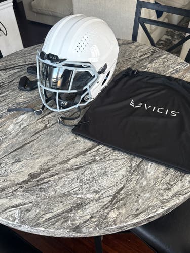 White Adult Extra Large Vicis ZERO2 Helmet (New)