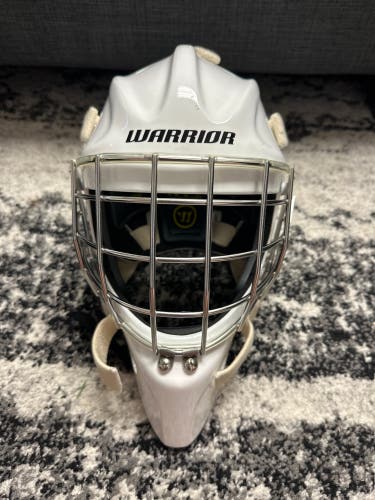 Senior Medium Warrior R/F1 Goalie Mask (Used)