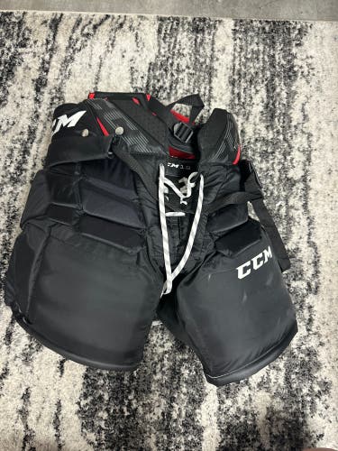 Senior Small CCM 1.9 Hockey Goalie Pants (Used)