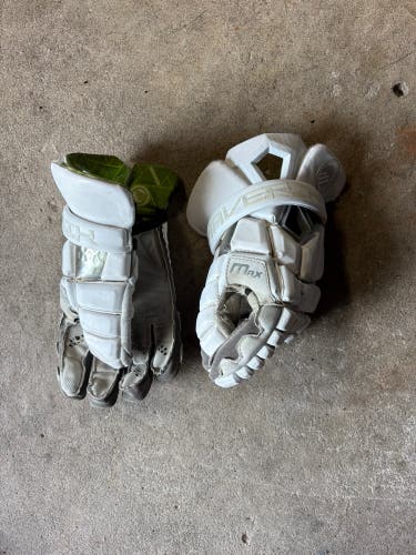 No cuff Maverik Max Lacrosse Gloves (Used)