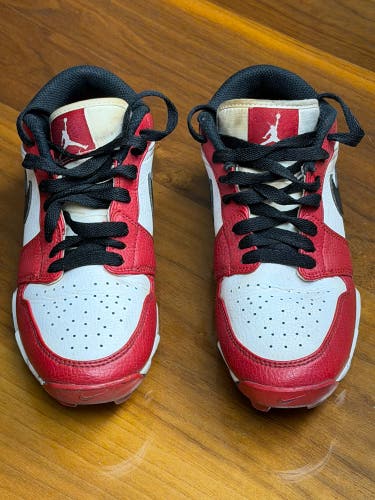 Red Kids 3Y (Big Kids / Youth) Youth Jordan Molded Cleats Cleats (Used)