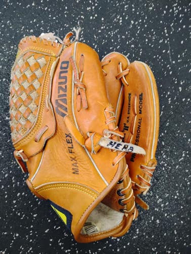 Used Mizuno MPC 1155 BB/SB Glove RH Throw Brown 11 1/2" 11849-S000043657
