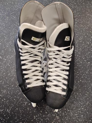 Used Champion Sports CCM Senior Hockey Skate Senior 11 11849-S000043632