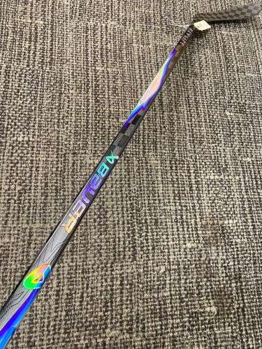 Senior Bauer Vapor Flylite Hockey Stick Right Handed P28 70 Flex (New)