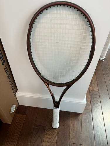 Wilson ProStaff 97 V14 16x19 4 3/8 – Like New w NXT String