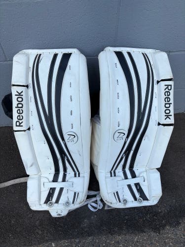 Reebok Premier 14K Youth Goalie Leg Pads