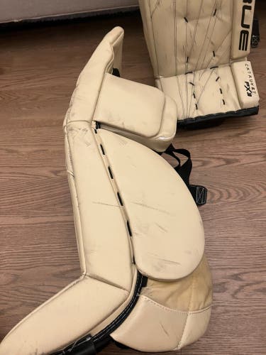 32" True Catalyst Px3 Regular Goalie Full Set (Used)