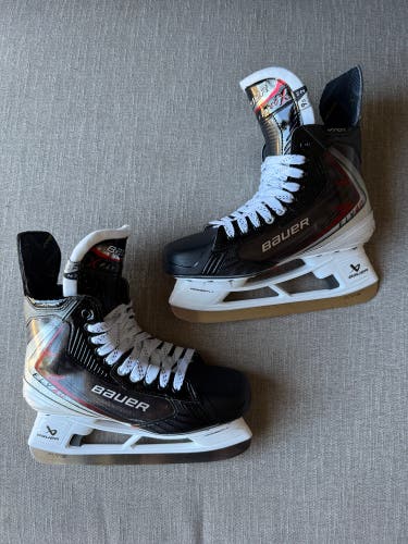 2025 Bauer Vapor Fly40 Hockey Skates (Used Once)
