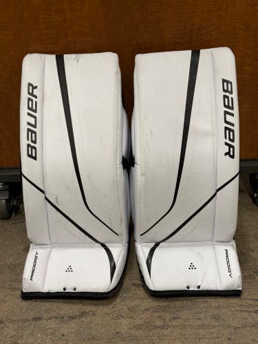 22" Youth Bauer Prodigy Goalie Leg Pads (Used)