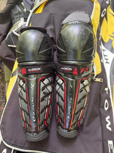 Youth CCM JetSpeed FT350 12" Shin Pads (Used)