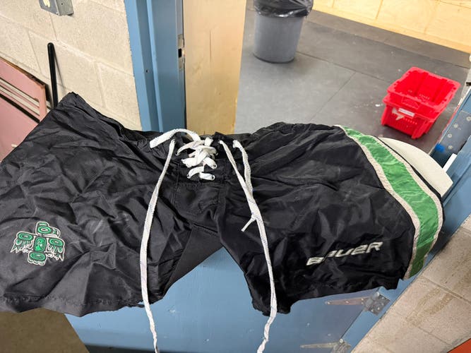 Green XL Bauer Supreme Pant Shell (Used)