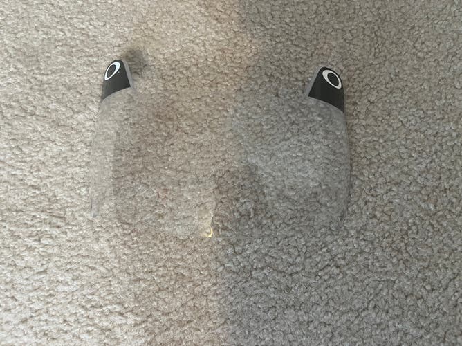 Oakley Legacy Football Visor - Clear
(New)