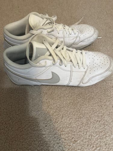 Men's Size M 12.0 (W 13.0) Air Jordan Low Top Molded Cleats (Used)