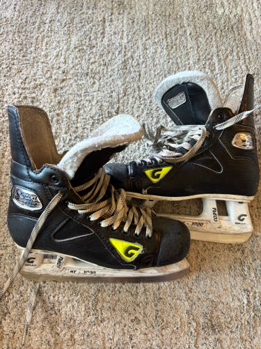 Senior Graf Supra 705 Hockey Skates Wide Width 7 (Used)