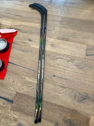 Intermediate Bauer Proto2 Right Handed Hockey Stick P92 65 Flex (New)