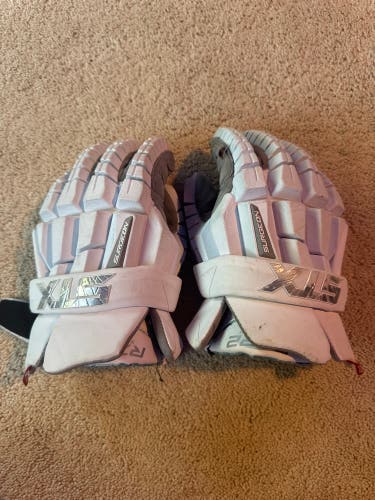 STX Surgeon RZR2 Lacrosse Gloves (Used)