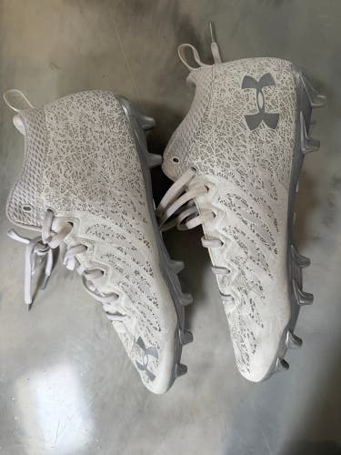 Men's Size M 10.5 (W 11.5) Under Armour Spotlight MC (New)