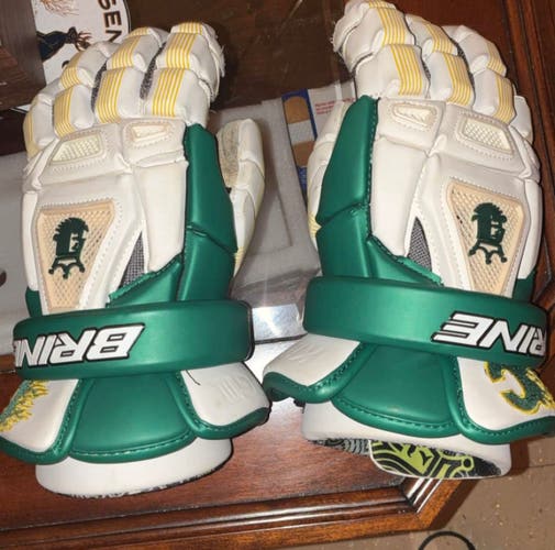 Brine King III Lacrosse Gloves (Used)