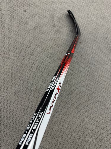 2-Pack Junior Bauer Vapor X3 Right Handed Hockey Stick P28 50 Flex (New)