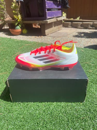 Unisex Size M 9.5 (W 10.5) Adidas F50 Pro Cleats (New)