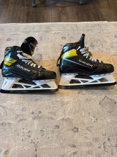 Bauer UltraSonic goalie skates
