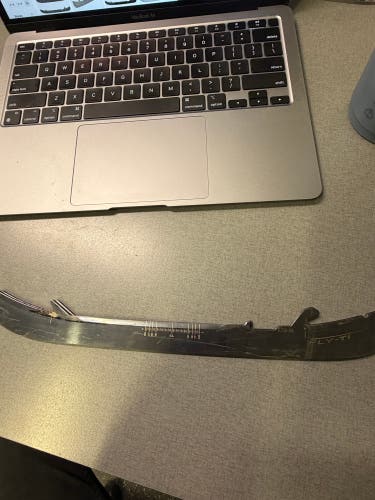 Bauer Fly-Ti 272 mm (Used)