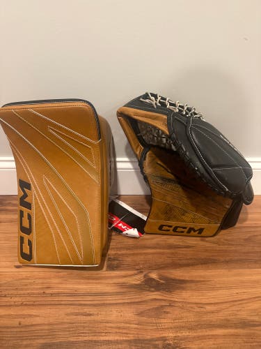 2025 CCM Extreme Flex 7 Pro Regular (Used)