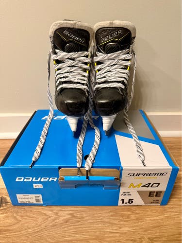 Bauer Supreme M40 Hockey Skates Extra Wide Width Size 1.5 (Used)