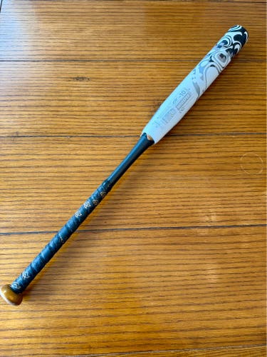 2023 DeMarini Whisper Composite Bat (-10) 22 oz 32" (Used)