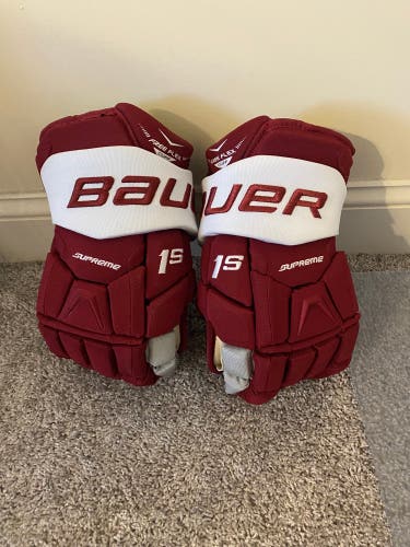Bauer 1S Pro Stock 15” Hockey Gloves