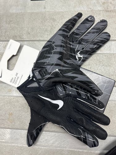 Small Adult Nike Gloves (New)