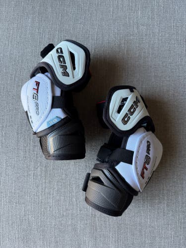 Senior Medium CCM JetSpeed FT8 Pro Elbow Pads (Used for 1 game)