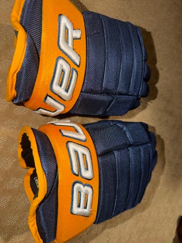 Bauer Vapor Pro Series Gloves 14" (Used)
