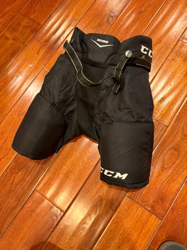 Youth Large CCM Tacks 3092 Hockey Pants (Used)