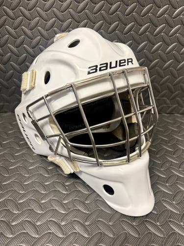S22 Bauer Profile 940 Junior Certified Goalie Mask (Used)