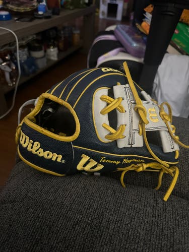 Custom Wilson A2000 Baseball Glove 11.25" (New)