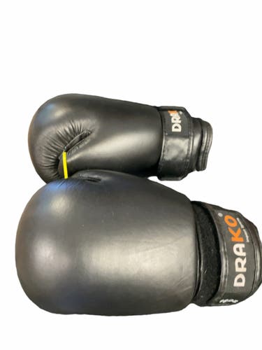 Drako 16 oz Boxing Gloves - Black