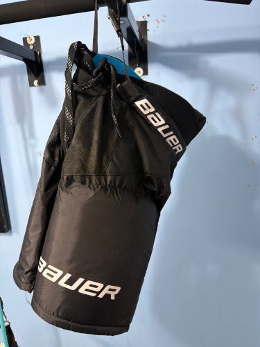 Bauer (Used) Basically New Junior Hockey Pants