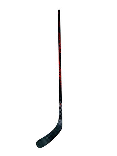 New Senior Red RH Bauer Pulse, 82 Flex, P92