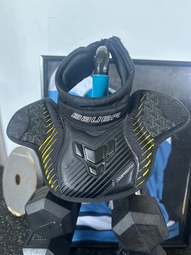 Junior Bauer Goalie Neck Guard