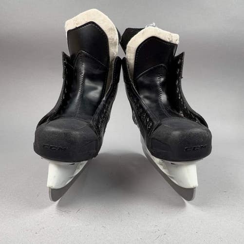CCM Tacks 9042 Size 5 Intermediate Hockey Skates
