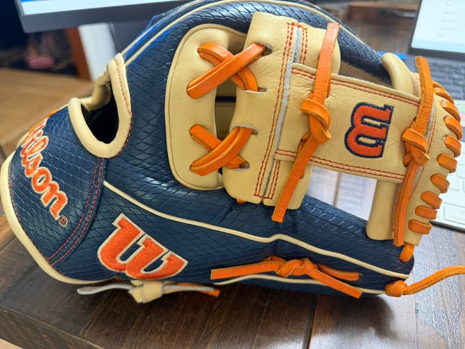 Wilson A2000 RH Infield Baseball Glove 11.5" (New)