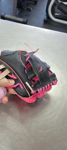 Used Franklin 9 BB/SB Glove RH Throw Pink 9" 11497-C000161029
