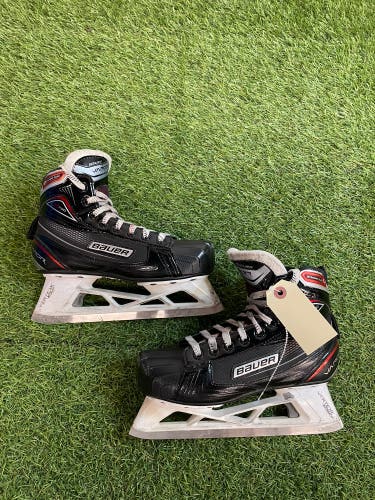 Junior Bauer Vapor X700 Hockey Goalie Skates Size 4 (Used)