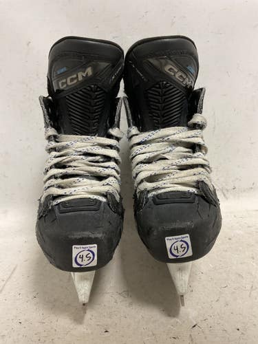 Used CCM JETSPEED FT690 Intermediate Hockey Skate White/Black/Red Intermediate 4.5 11855-S000209149