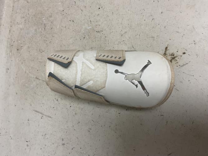 Used Jordan BB/SB Elbow Protector White 11855-S000208997